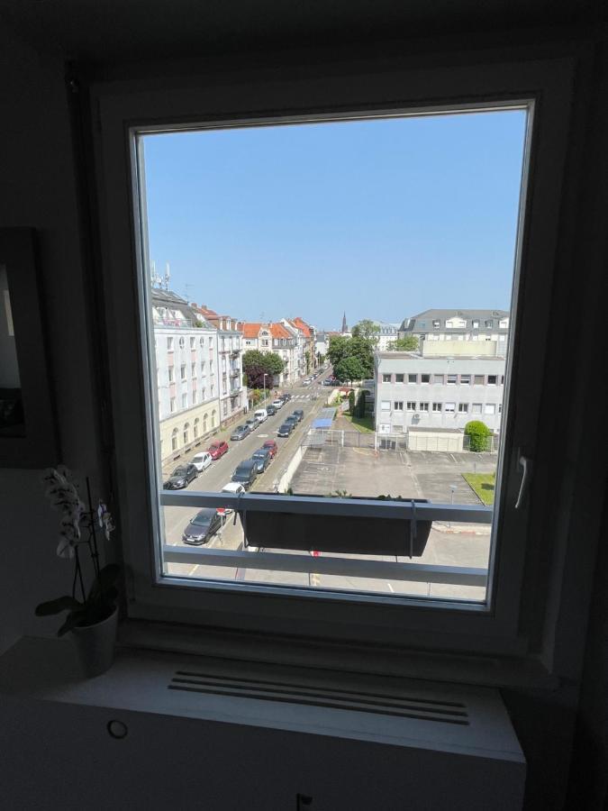 Guest Room "We Are With You In This Flat" Straatsburg Buitenkant foto