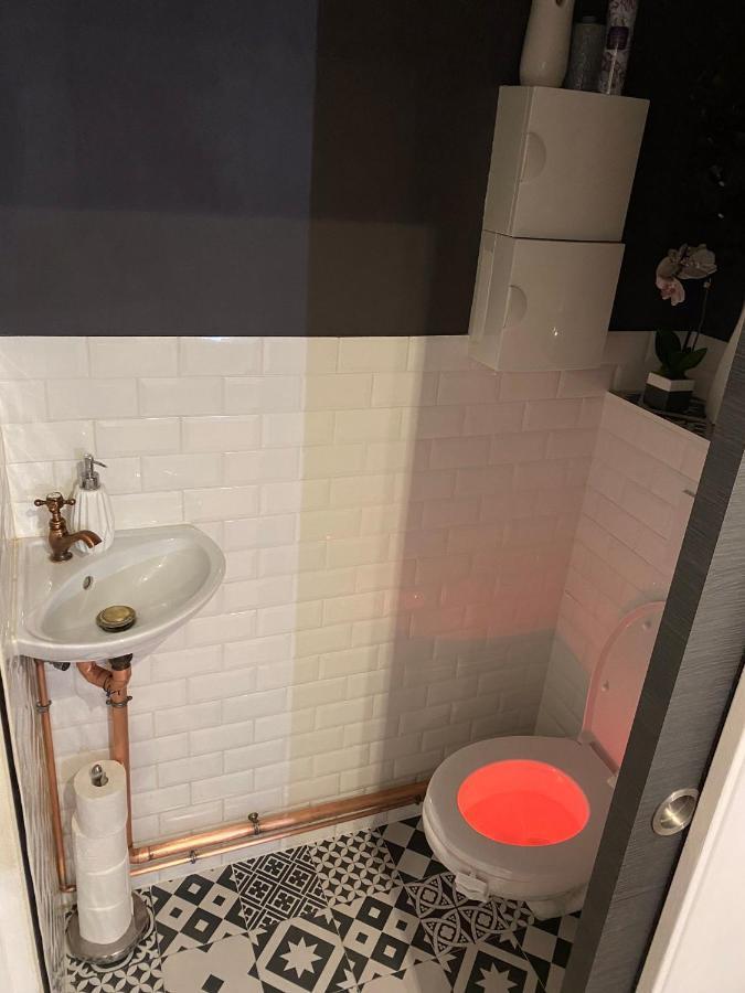 Guest Room "We Are With You In This Flat" Straatsburg Buitenkant foto