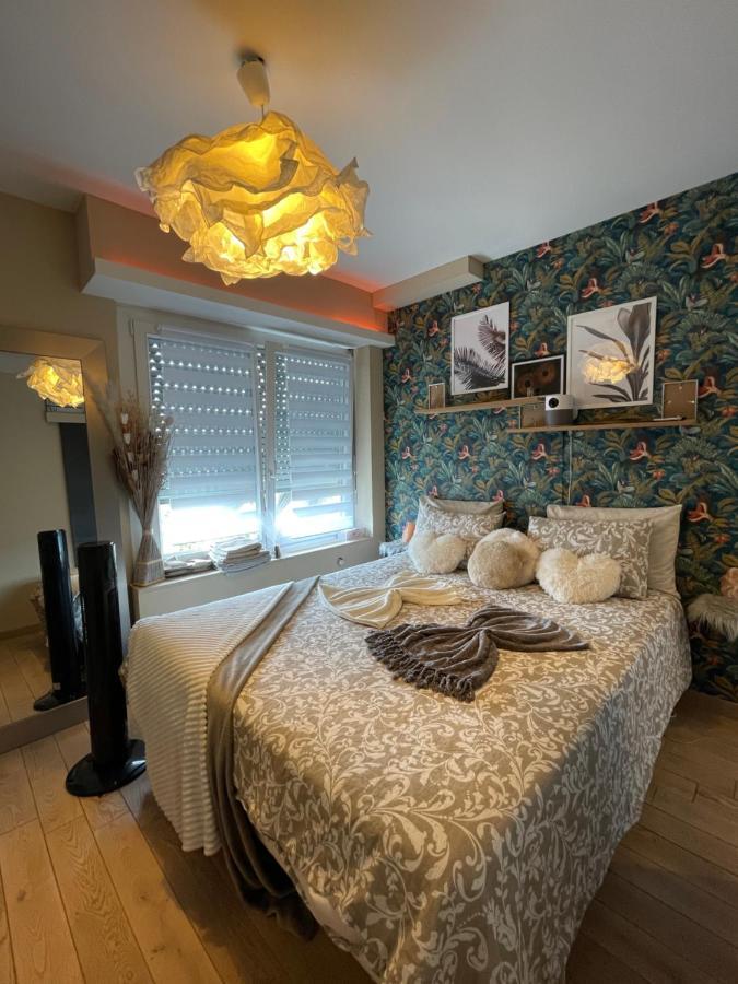 Guest Room "We Are With You In This Flat" Straatsburg Buitenkant foto